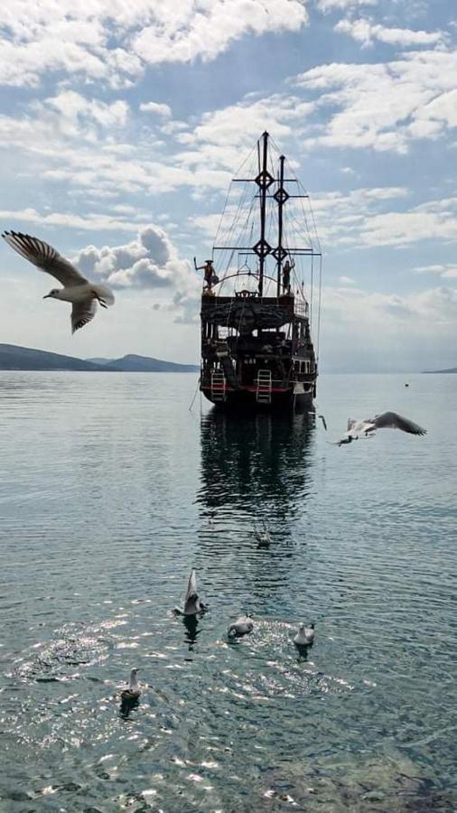Hotel Klironomi Sarande Bagian luar foto