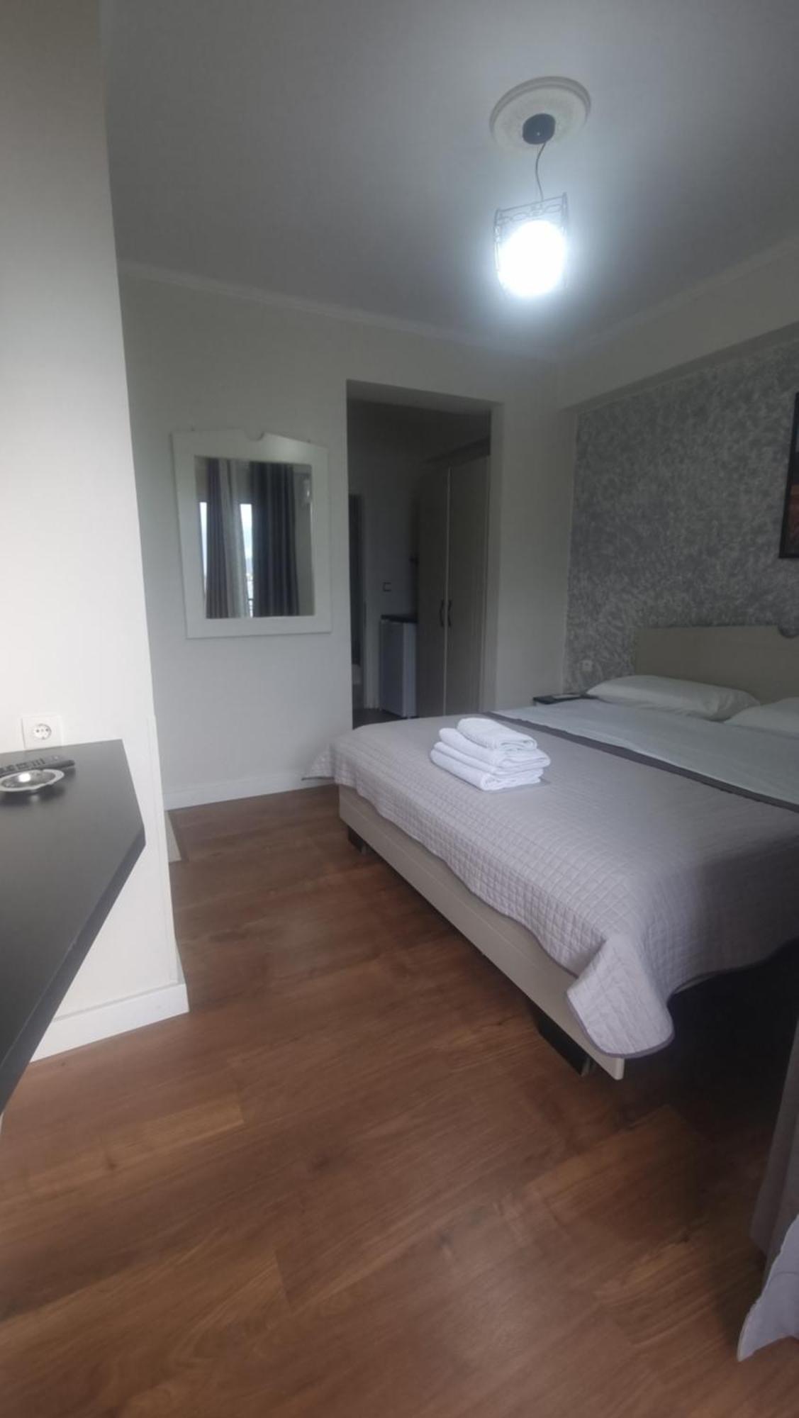 Hotel Klironomi Sarande Bagian luar foto