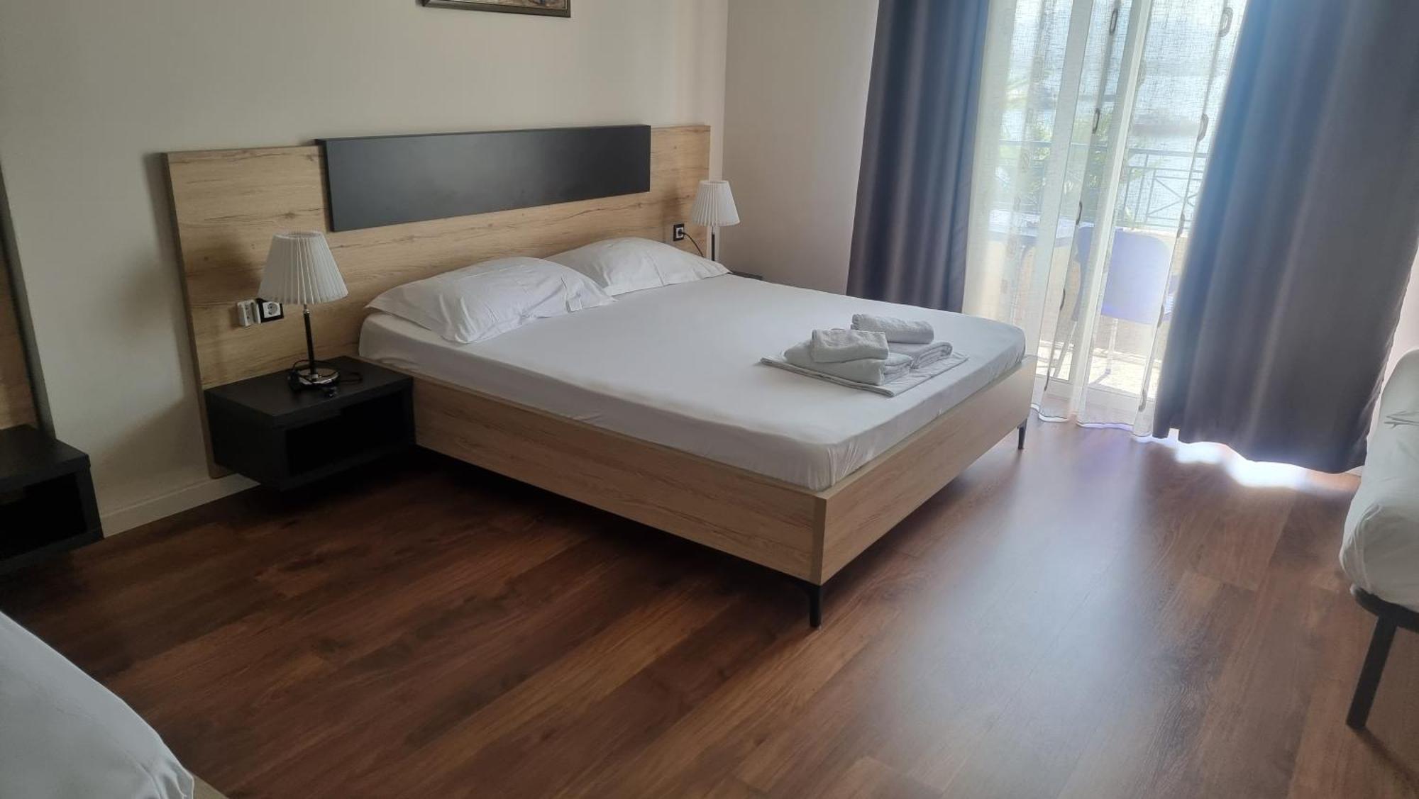 Hotel Klironomi Sarande Bagian luar foto