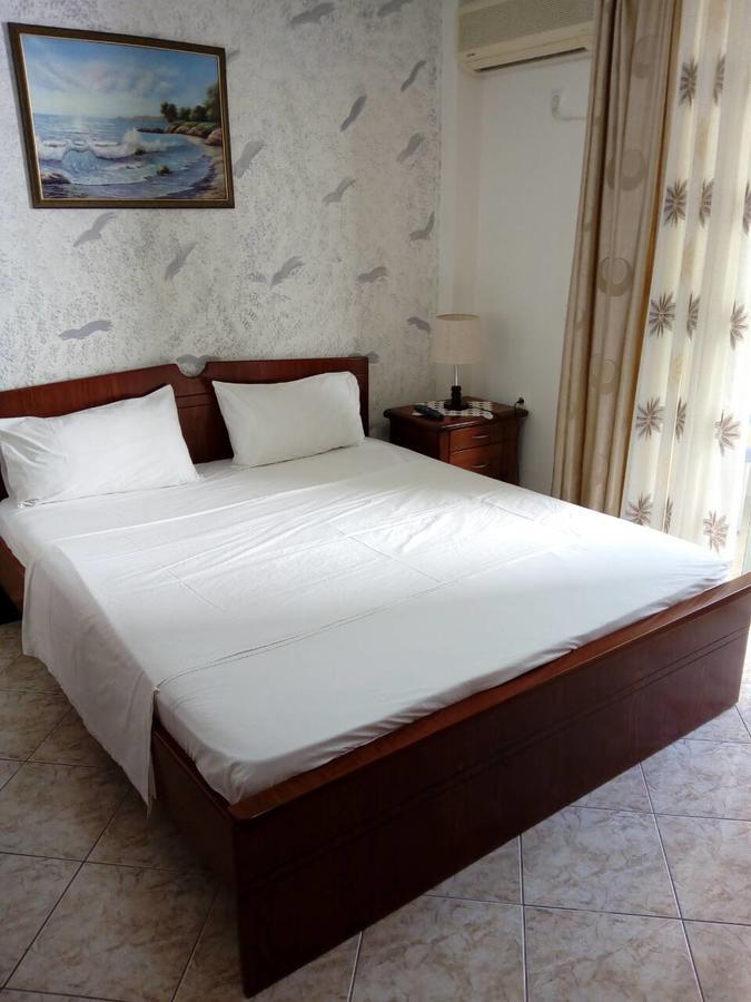 Hotel Klironomi Sarande Bagian luar foto